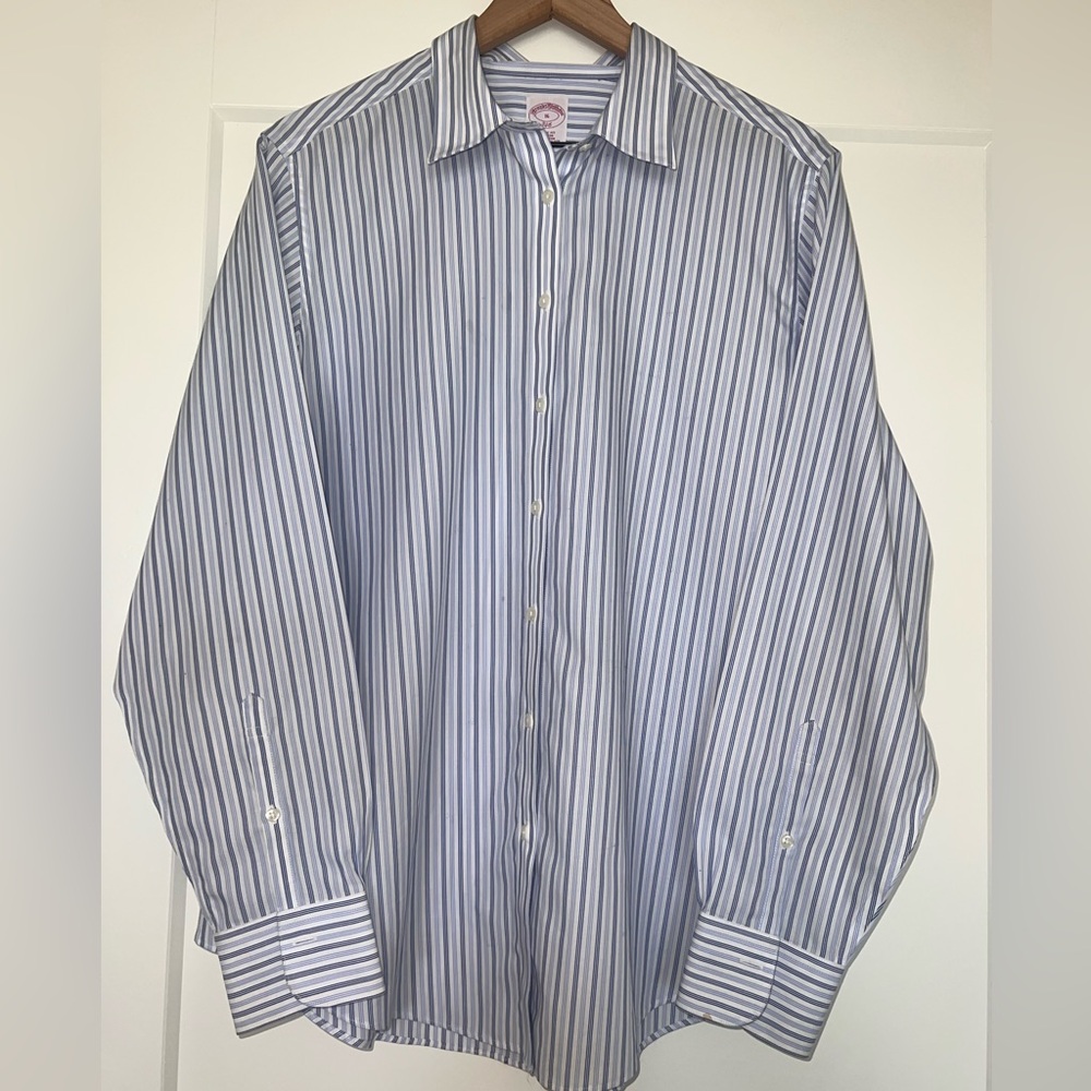 BROOKS BROTHERS classic fit all cotton men’s shirt, Navy, light blue & white, 16